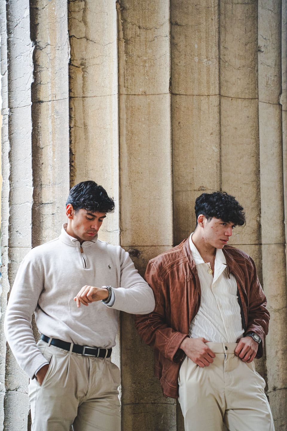 Old money: Two fashionable men in Munich showcasing classic autumn urban style.